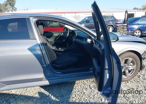 2021 Kia K5 Lxs из США, поврежденный, VIN 5XXG14J2XMG044501